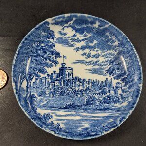 English Tableware by Unicorn - 4" round butter/trinket dish